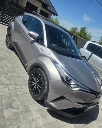 mazowieckie Toyota C-HR cena 80900 przebieg: 92500, rok produkcji 2017 z Opatów